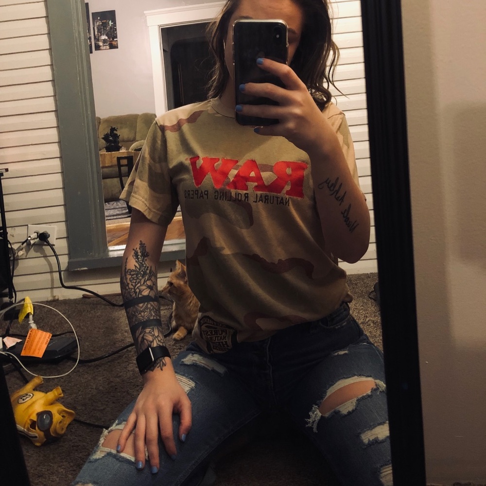 RAW Rolling Papers Tshirt